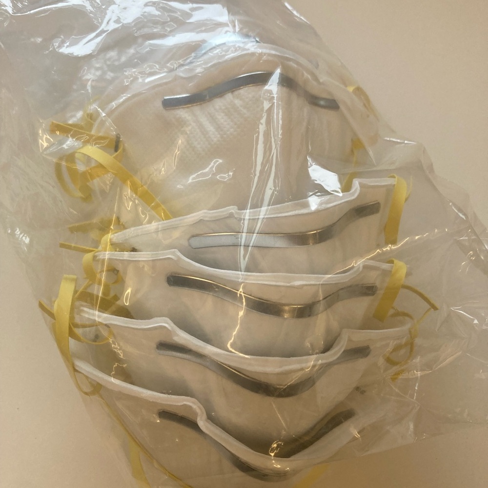 8 brand new 3M N95 masks